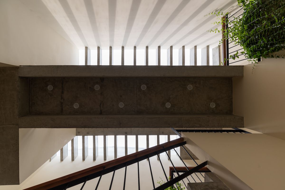 越南 Minaka 城市住宅的室外室内一体化设计-24