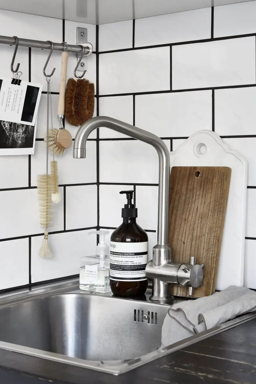 20 平米极简北欧风小公寓-10