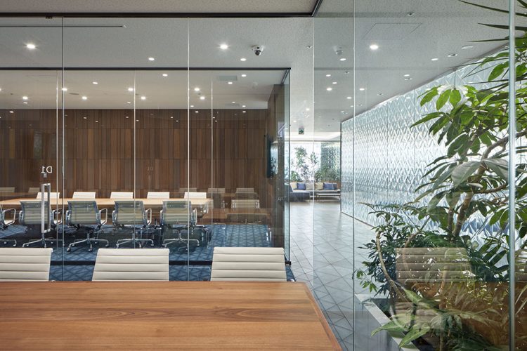 Netting Glass Lounge 2 ‐ The 2nd Group Head Office –-21