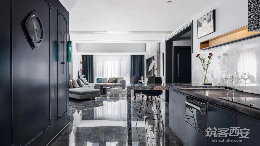 极致黑韵,红杉·陈醉打造西安 360㎡顶跃艺术宅-50