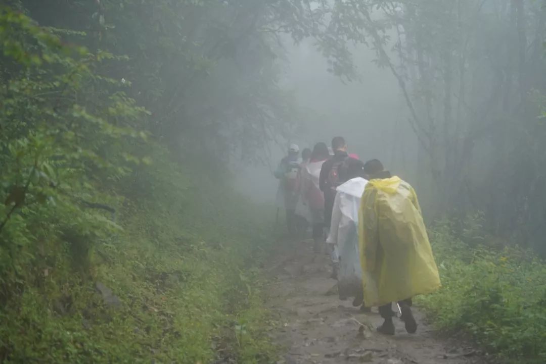 乐梵乐游阿坝徒步团建——挑战与互助的旅程-199