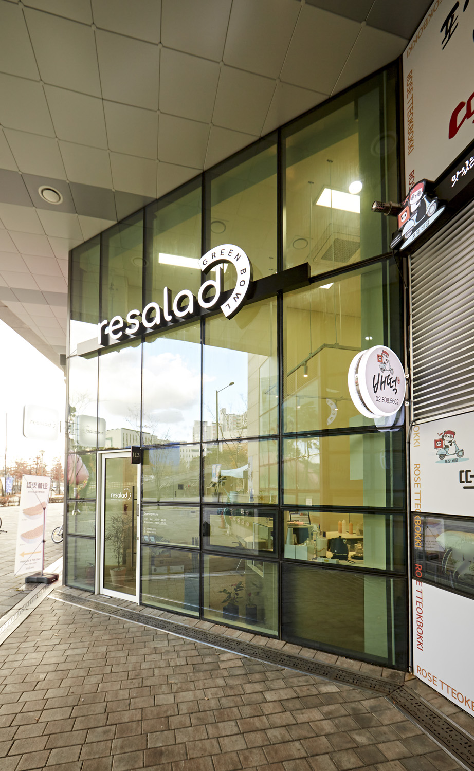 9 坪韩式餐厅 白色木质调温馨设计-10