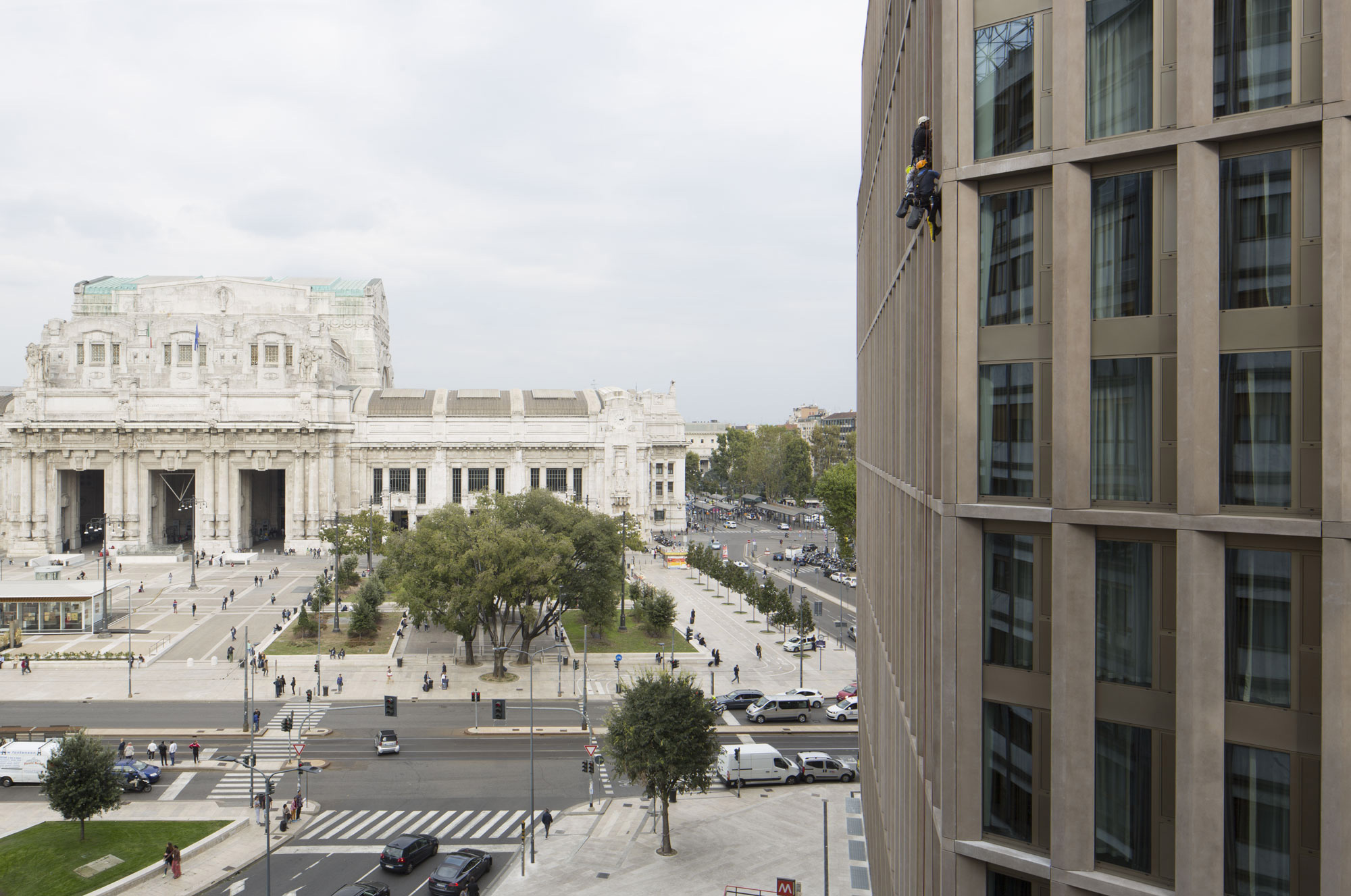 米兰杜卡·达奥斯塔广场酒店 · 旧建筑新生的精致室内设计-31
