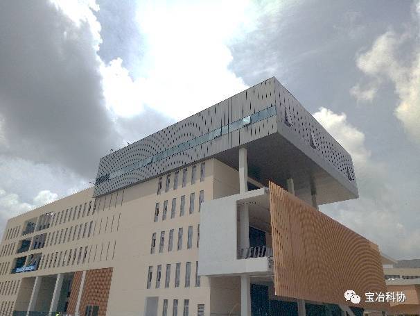 香江归流20载,深圳建校铸精品!-36