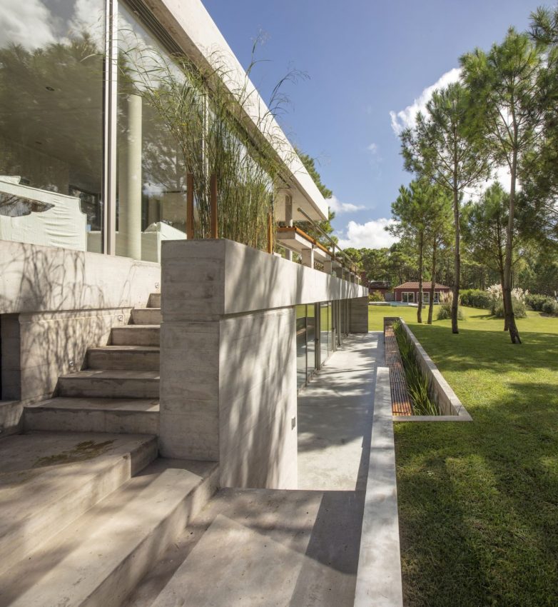 House With Ten Pines（库察萨德塞特博罗瓦）丨阿根廷丨Estudio Frolik-39