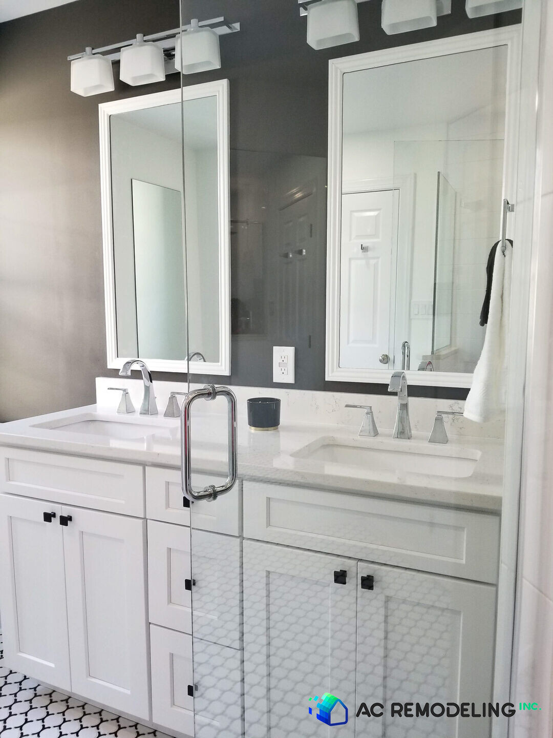 黑白简约主卫设计-9