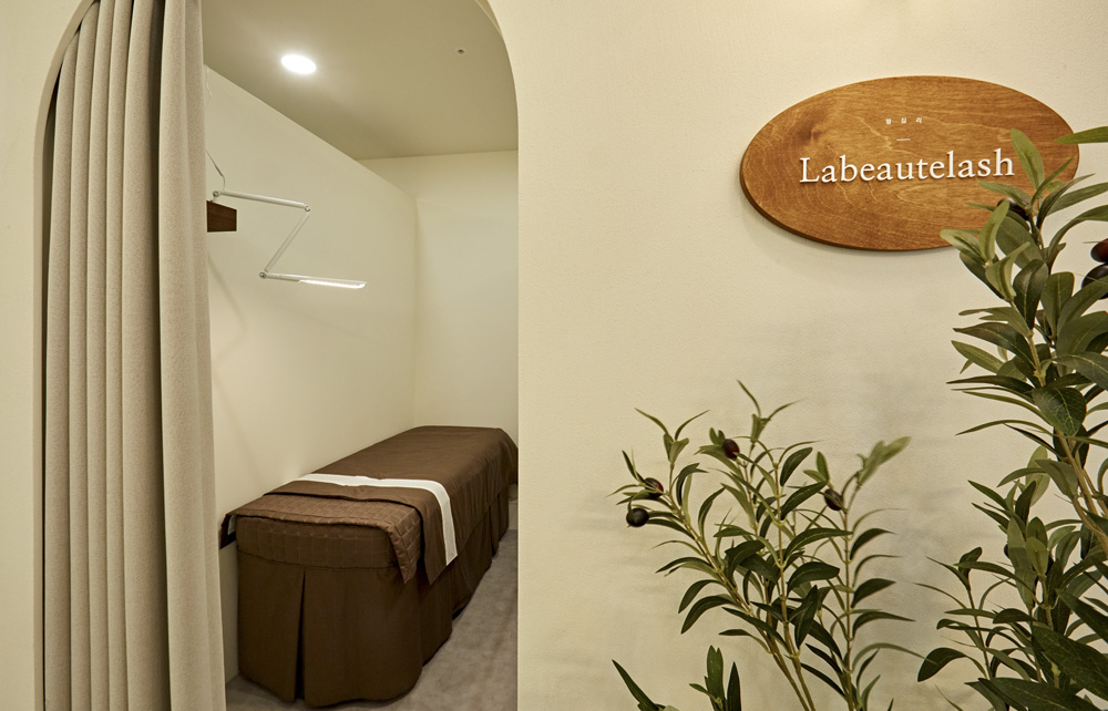 韩国 Whitewood 住宅，极简设计展现高级美感-12