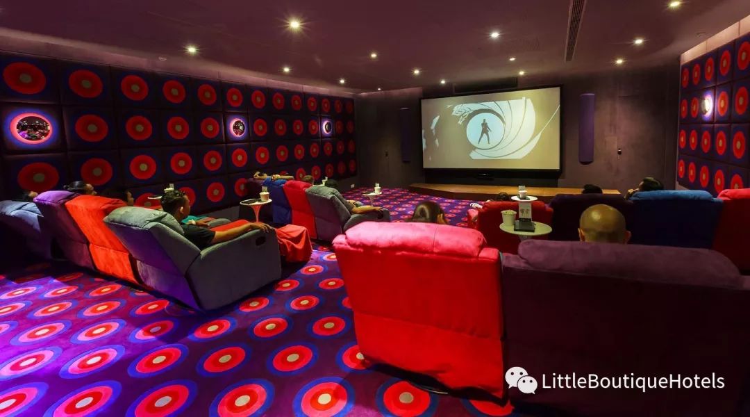 巴厘岛"Luna2"酒店 | 复古未来主义的室内设计盛宴-34