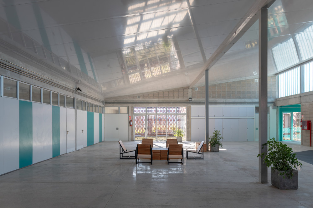 乌拉圭托莱多 CBT 教育中心 | 简约美观的公共教育空间设计-42