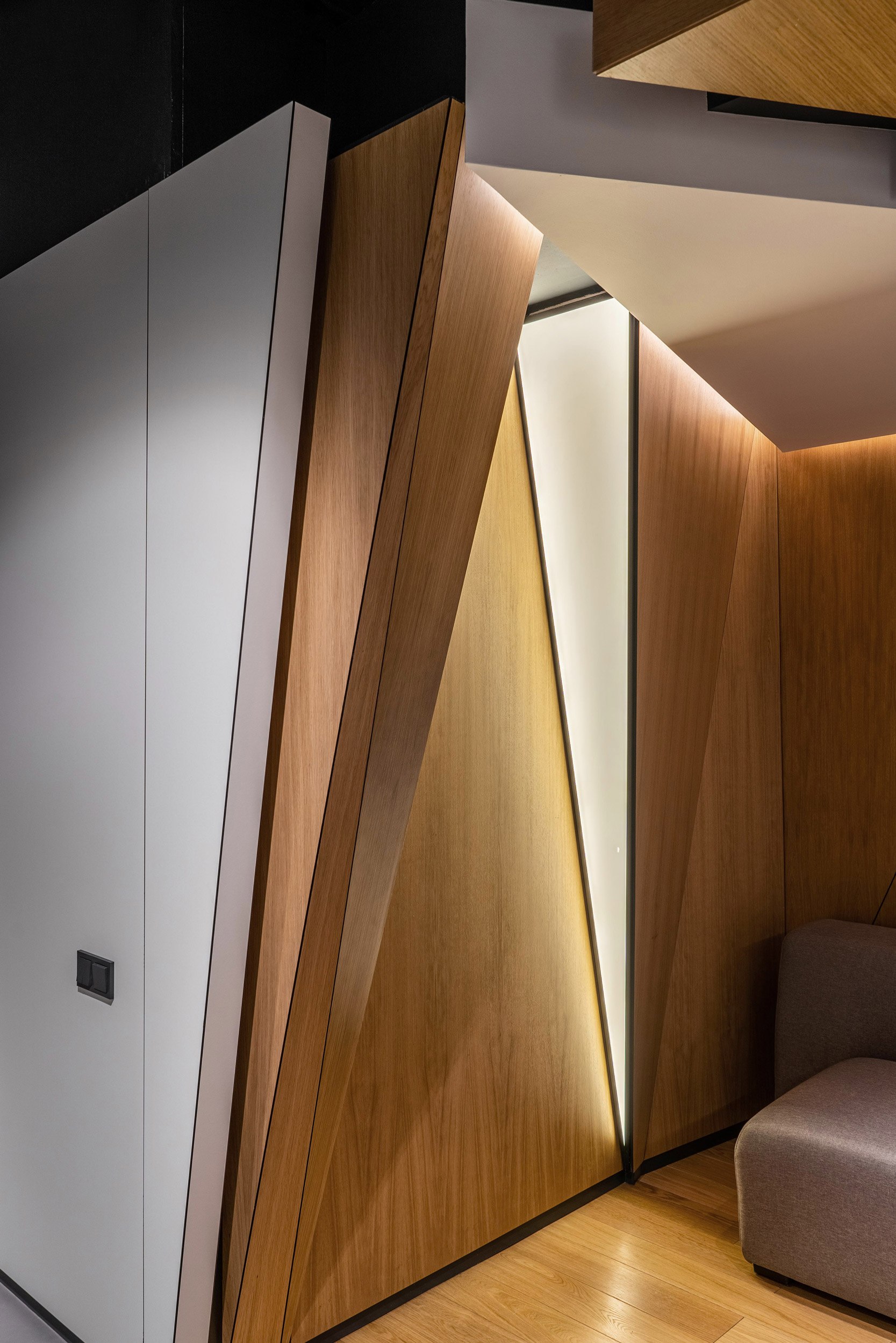 Deve·perts 团队打造未来感 IT 办公空间-12