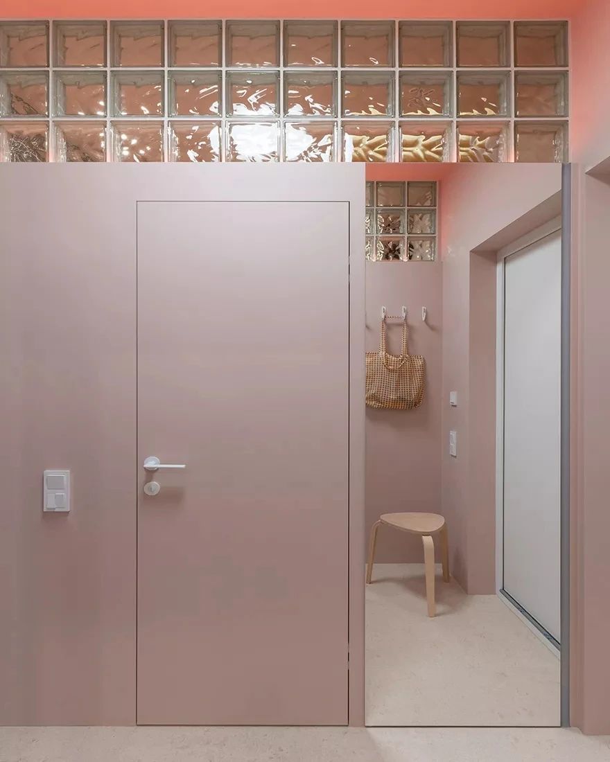 40㎡玻璃砖小宅丨Tatyana Ponomareva 和 Olga Elizarova-30