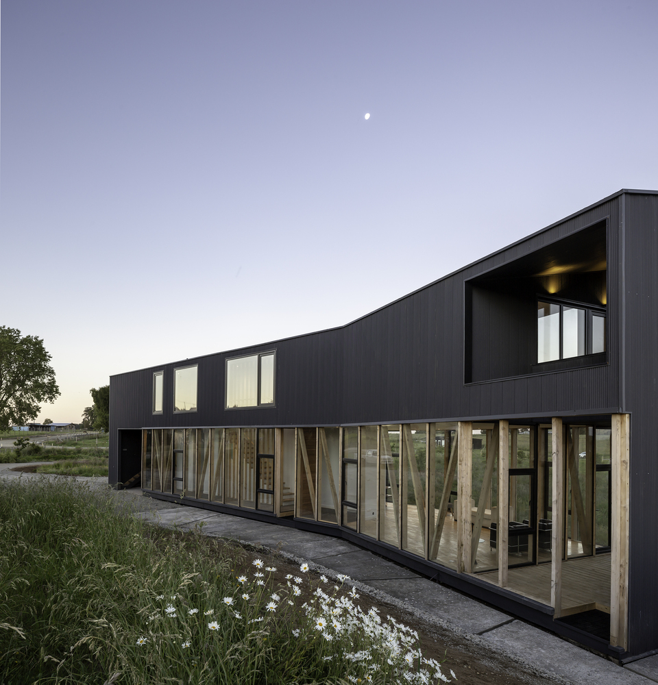 智利 Maitenes House | 逆境中求变的建筑艺术-10