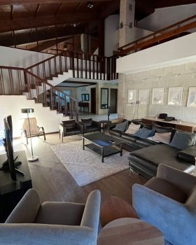 Redecorate villa design