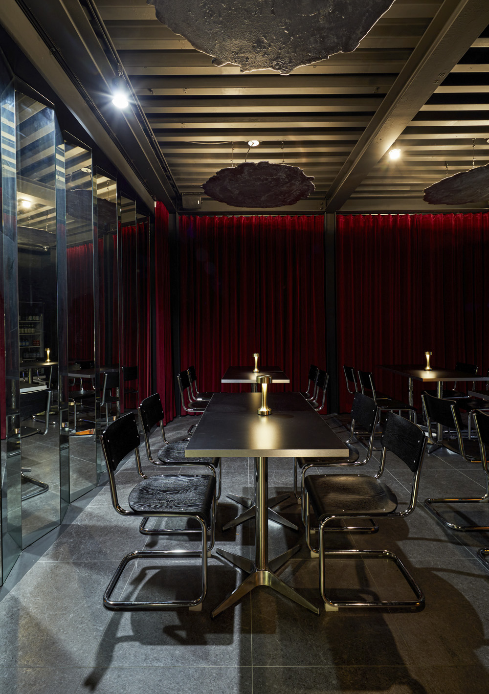 现代与复古的完美结合——22 坪时尚小酒馆设计案例-11