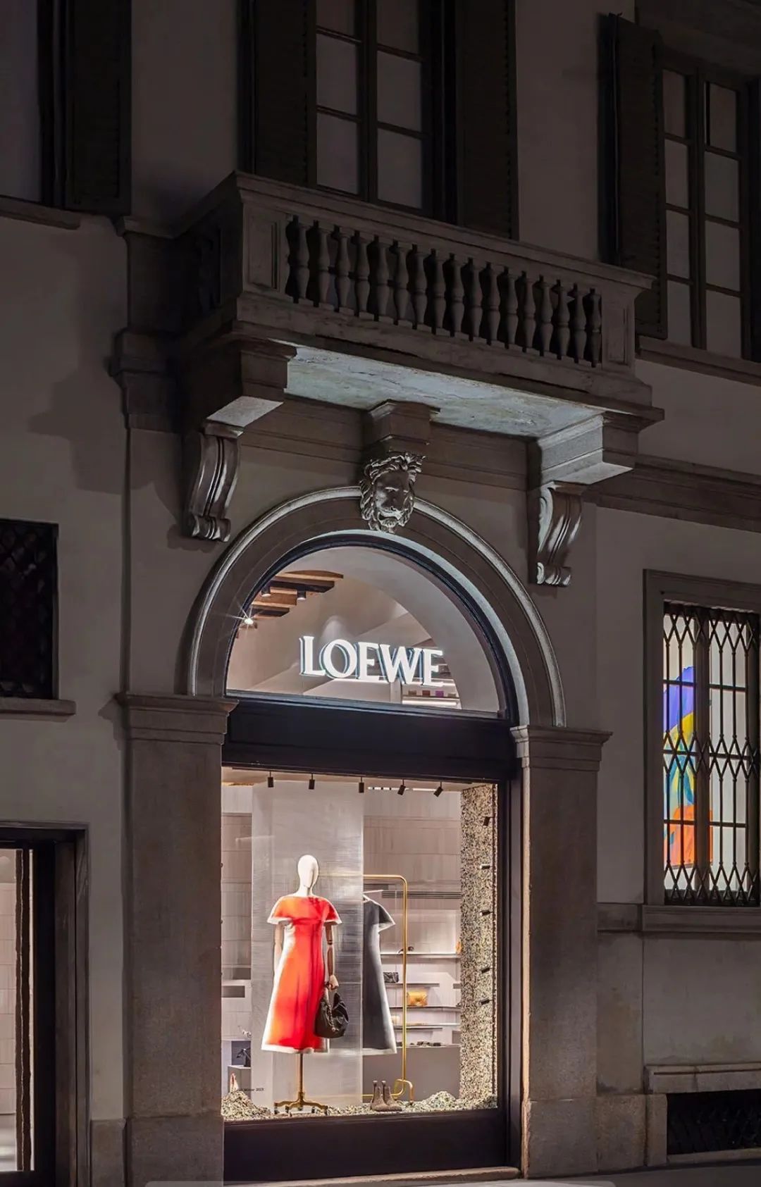 LOEWE 米兰精品店翻新丨意大利米兰丨LOEWE 创意总监 Jonathan Anderson-0