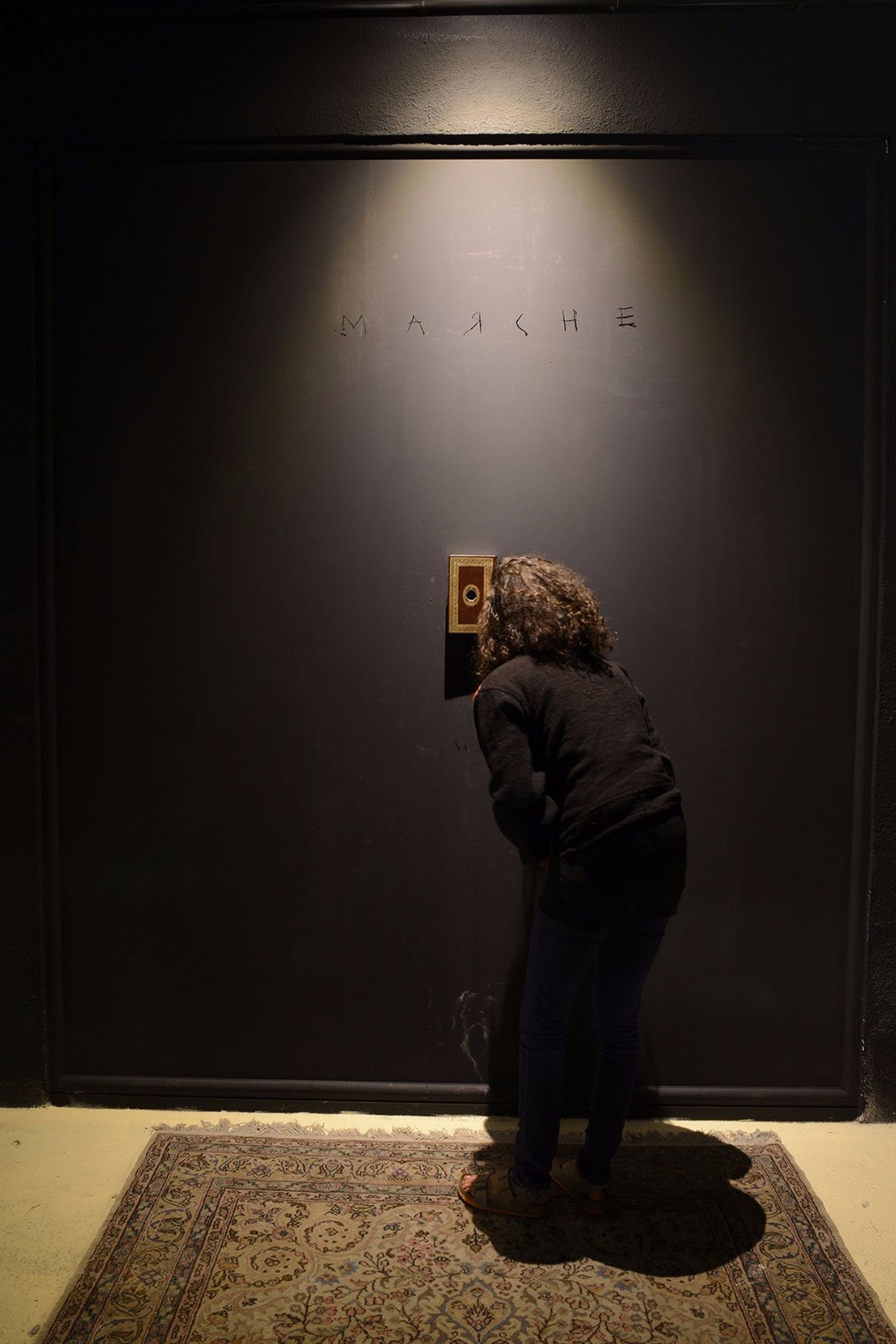 Gonzalo Borondo的沉浸式展览:不朽的街头艺术-35