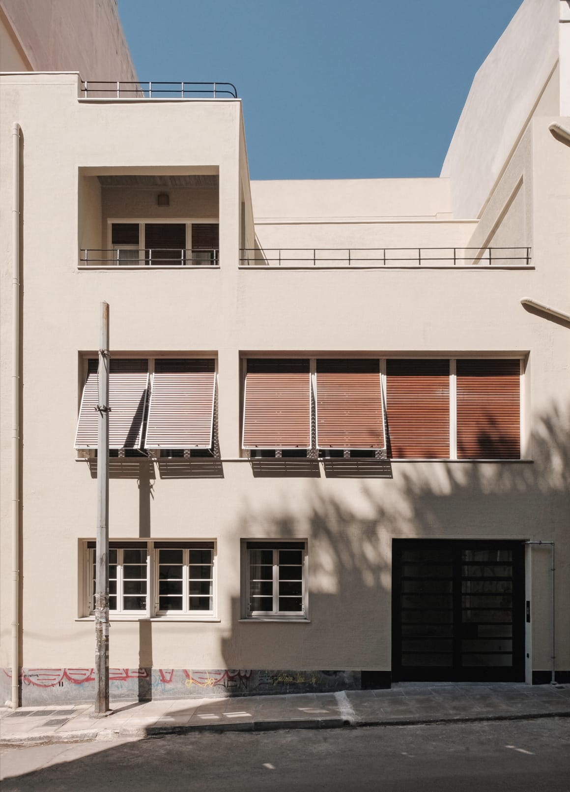 XT 97 Interwar Modern 翻新项目丨希腊雅典丨Lara Vartzioti-19