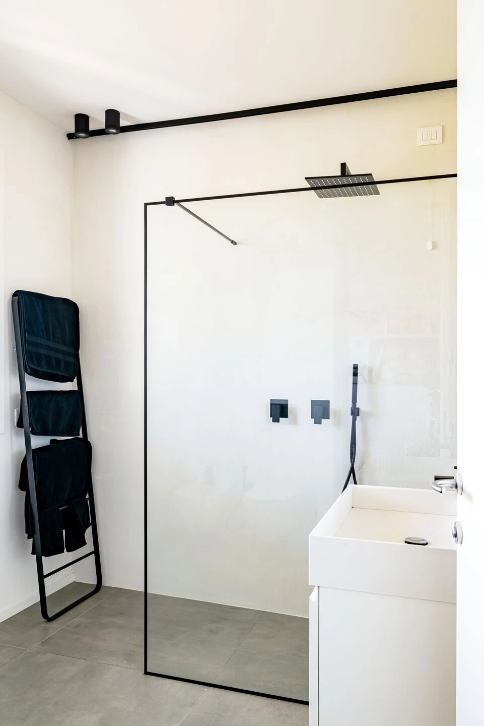 意大利米兰 EC House 现代公寓设计丨STUDIO EF-16