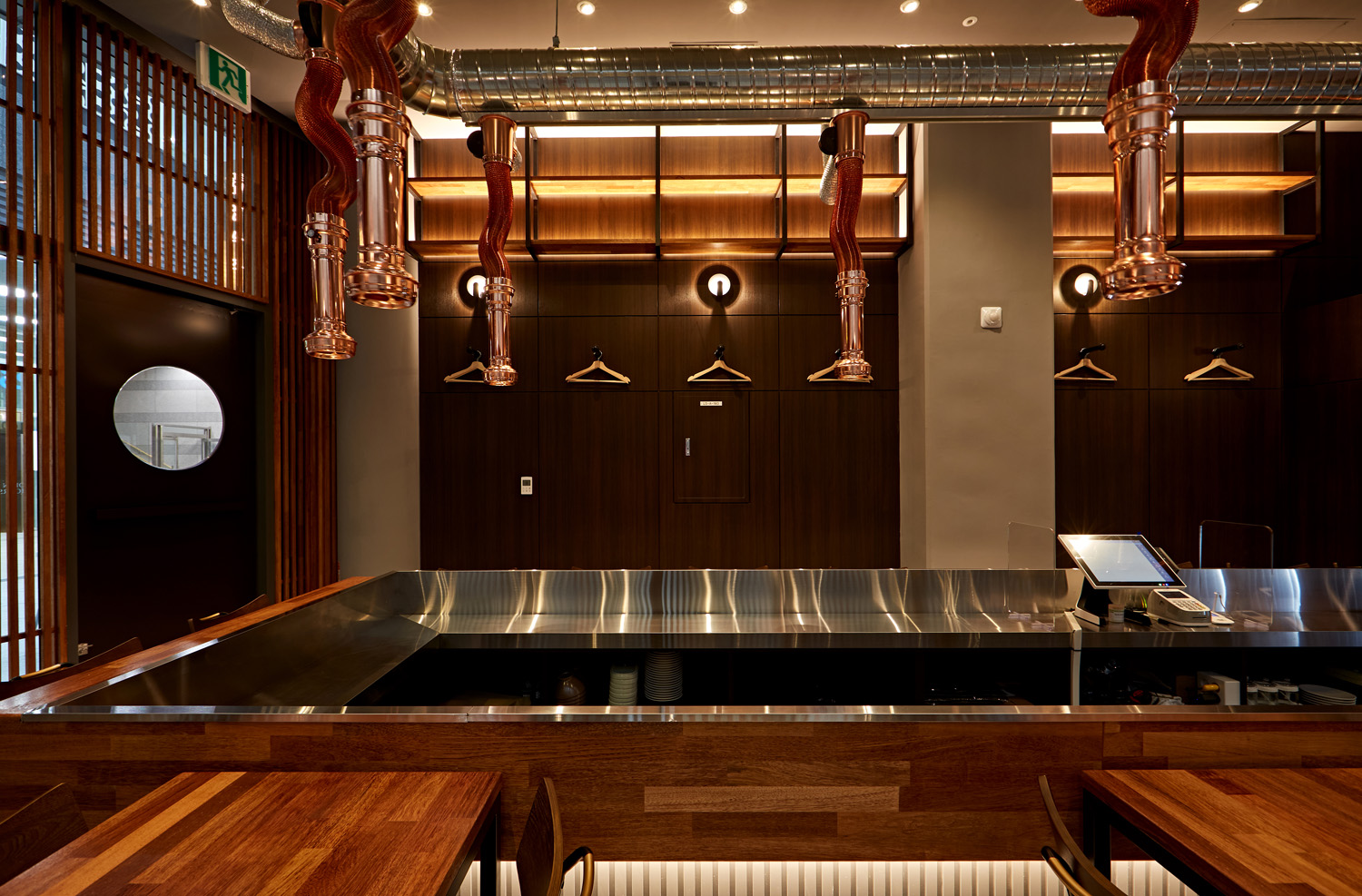 现代简约别墅设计，木材与石材的完美融合-9