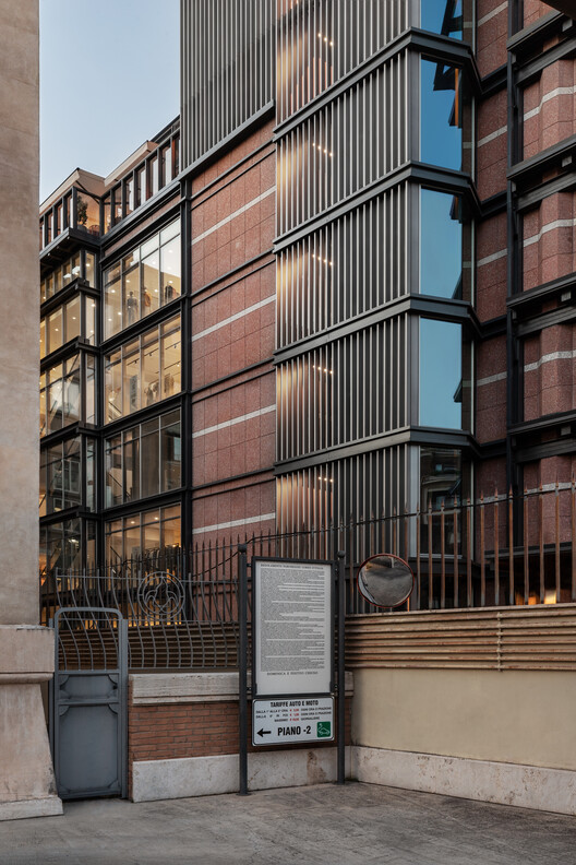 罗马 La Rinascente 百货公司翻新丨意大利罗马丨2050+-20