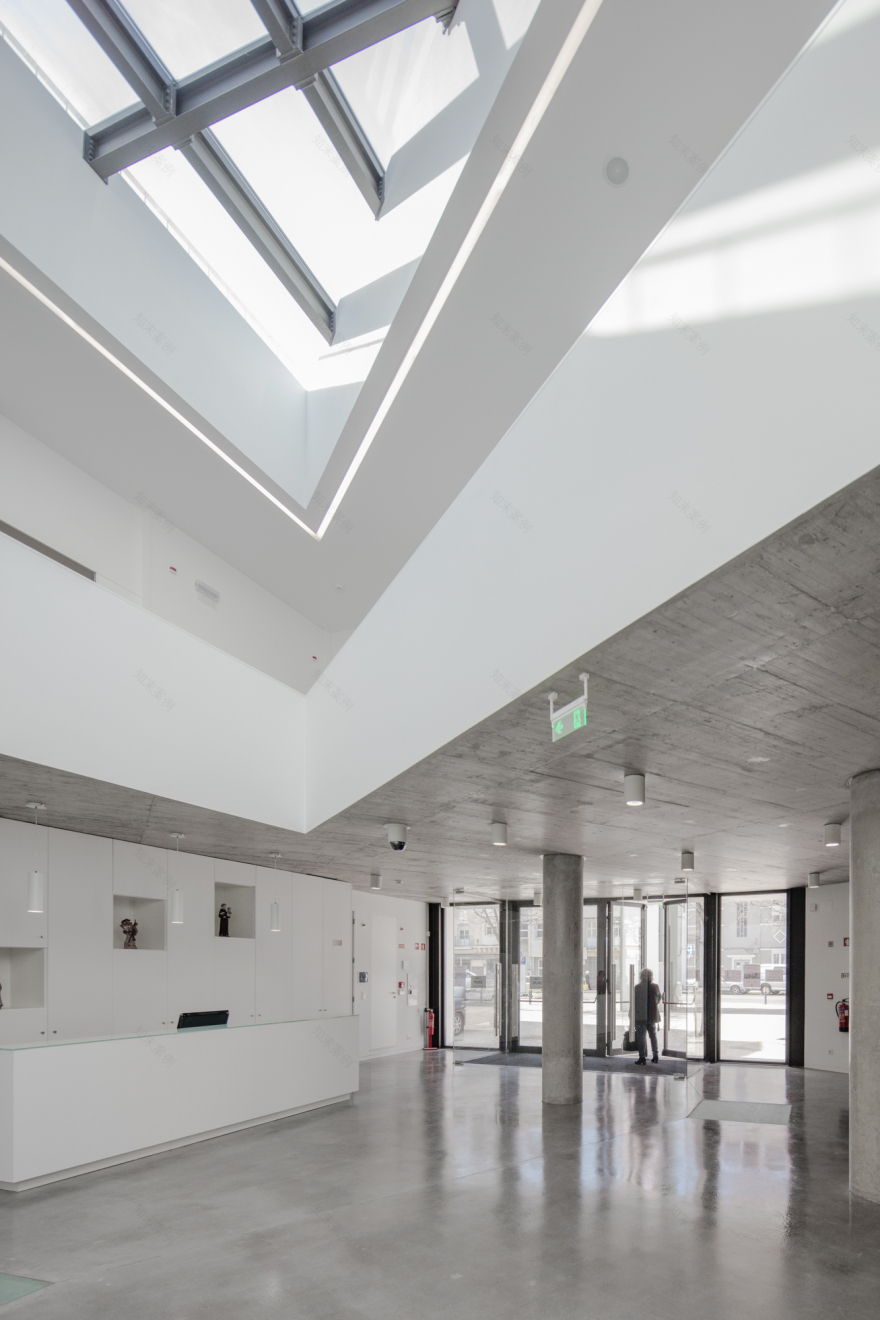 田园牧歌,莫什卡维迪的宗教中心,葡萄牙 / Plano Humano Arquitectos-90