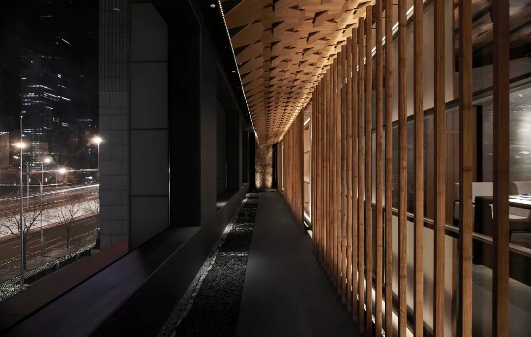 北京大德长安日式烧烤店 | 木百叶窗中的古都风情-4