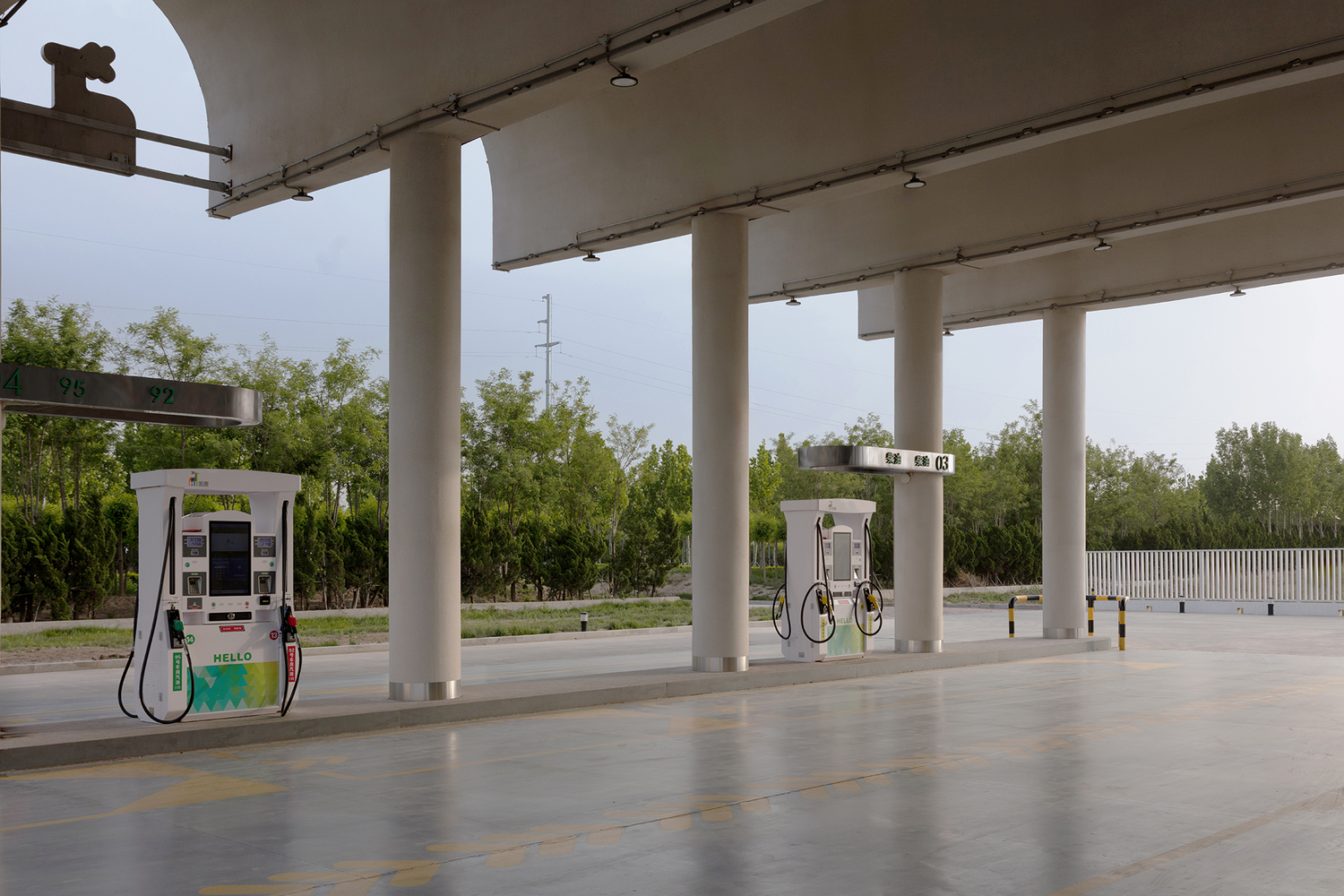 多元曲面屋顶的创新加油站设计丨中国东营-40