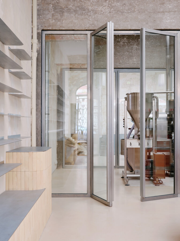 1935年建筑内咖啡馆的穹顶与手工艺品项目丨法国巴黎丨意墨建筑设计公司Office Abrami Rojas-21