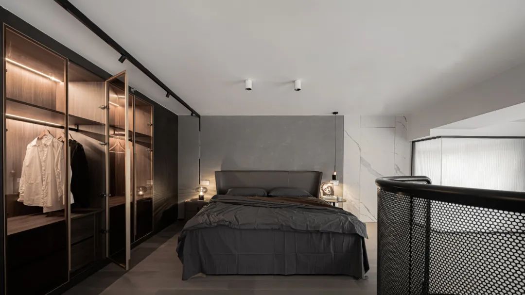 120m²暗黑系公寓，冷硬质感还原深邃本真！-37