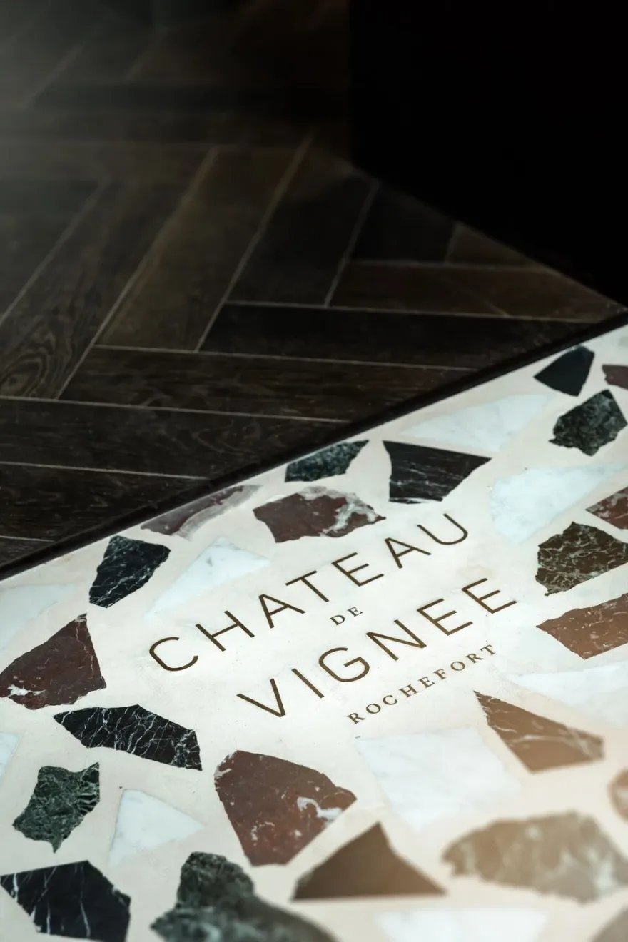 猎境奢华 | 比利时 Château de Vignée 酒店设计-31