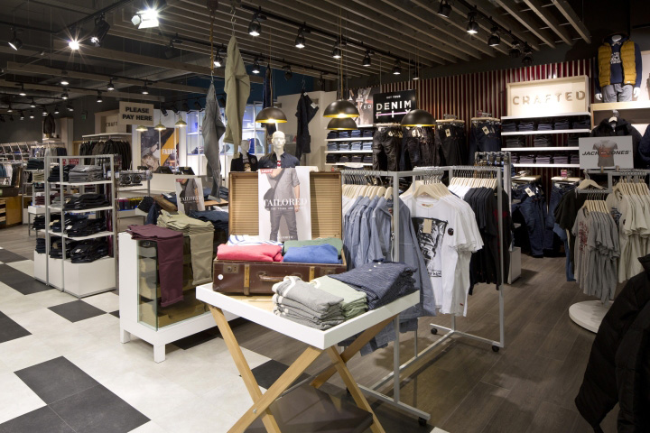 Republic store, Romford – UK-12