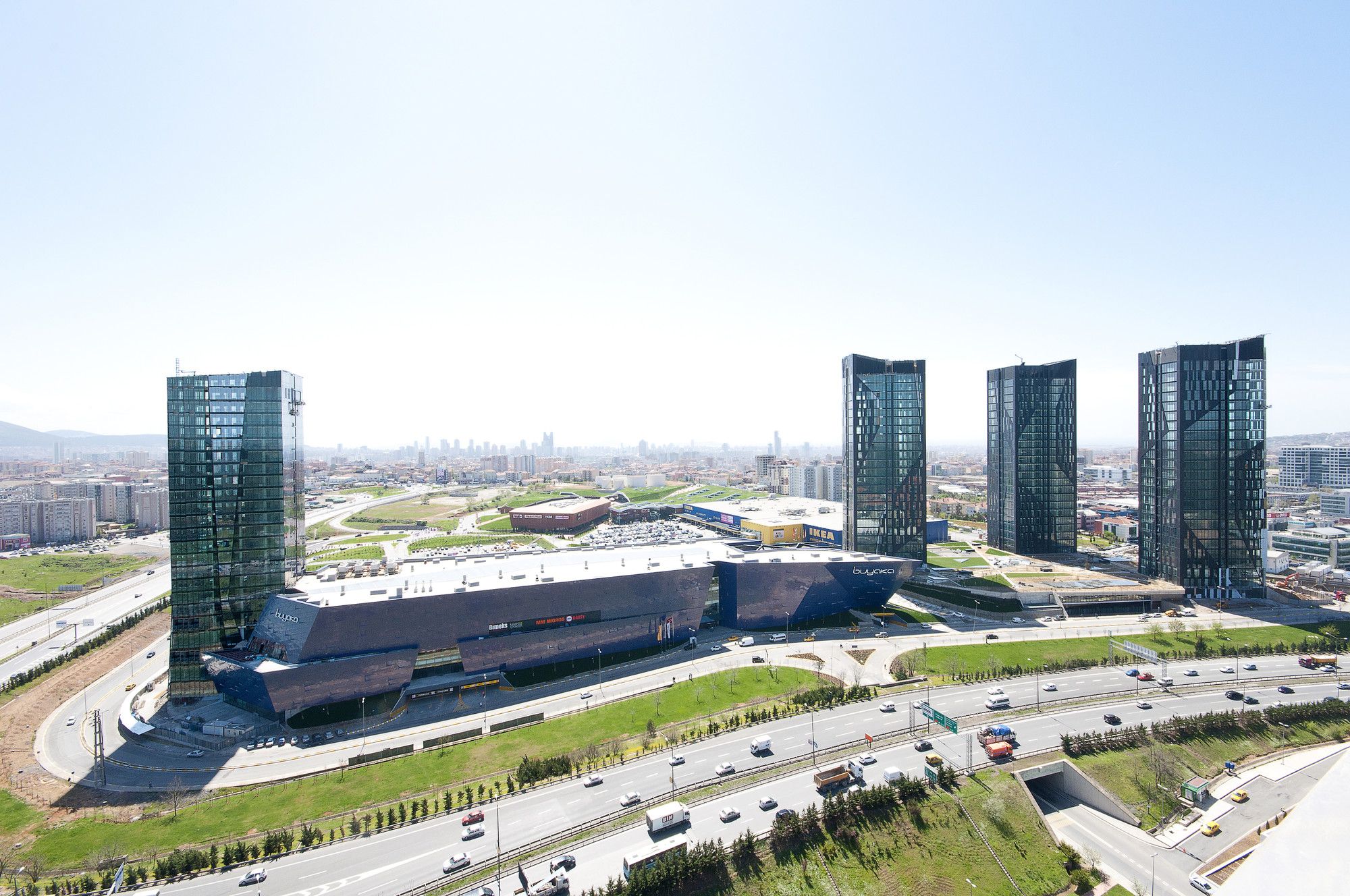 土耳其伊斯坦布尔 Buyaka 购物中心 | 简约设计，真实表达-15