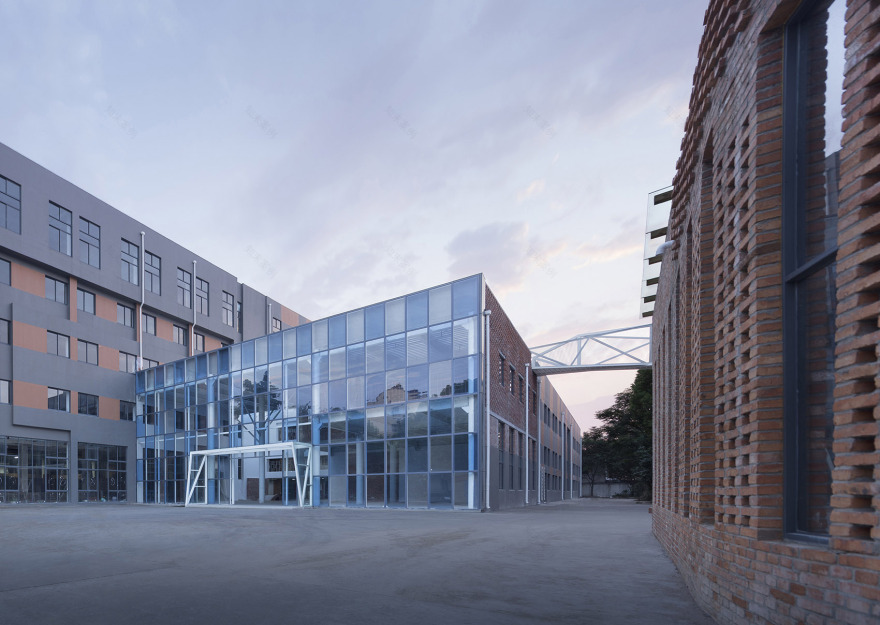 南京报业文创园 / 张冰土木方建筑工作室-3