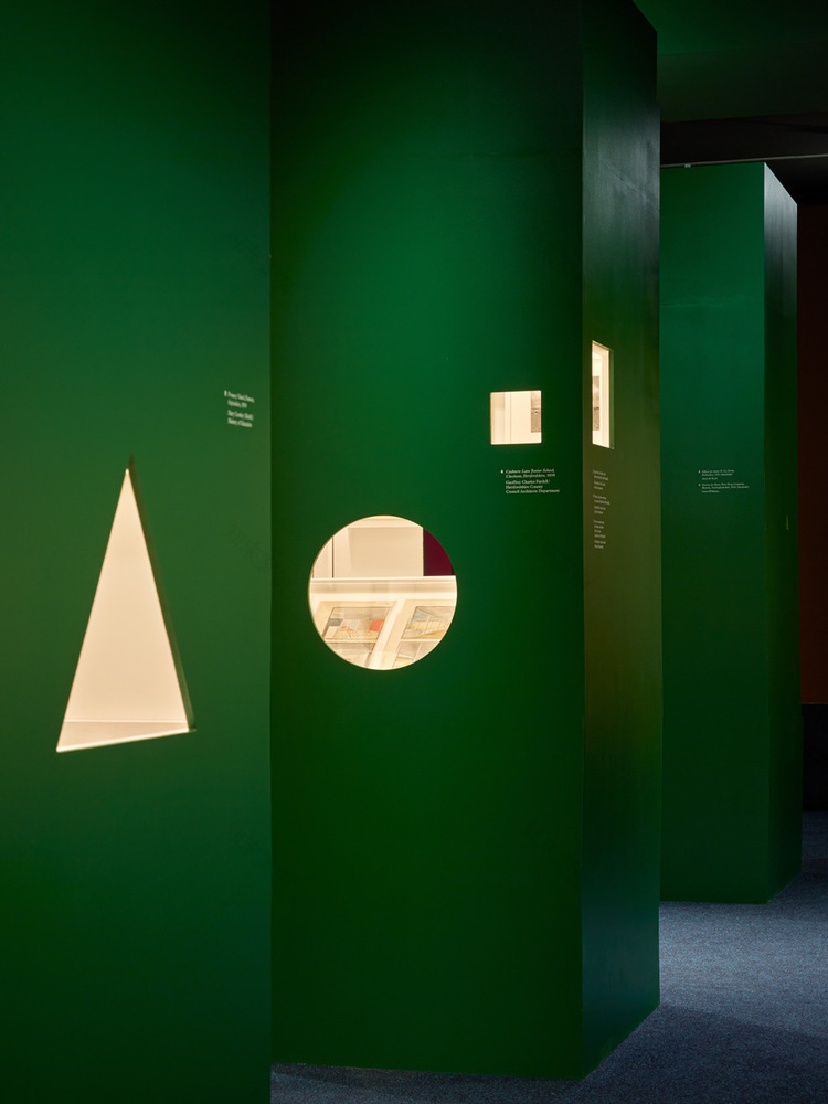 穿越时空的透明迷宫·Beyond Bauhaus 展览设计-26