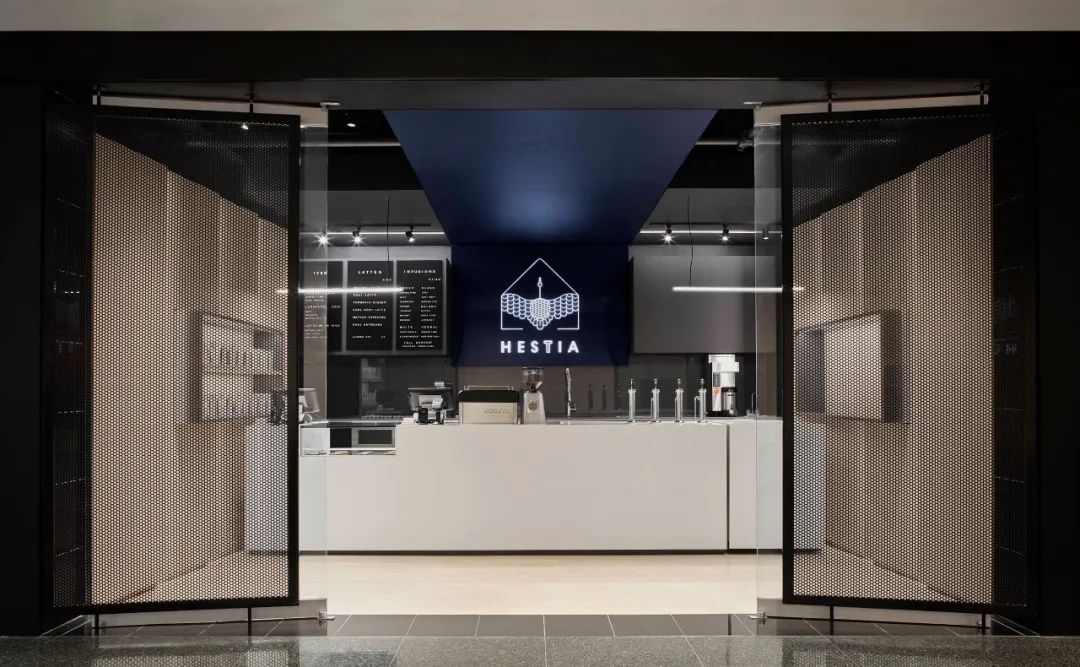 一家27平精致的饮品店Hestia，经典的黑色风格让这家小店更独特-18