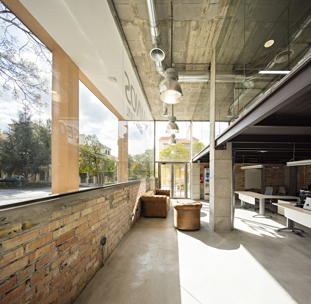 Geocaminos 办公室-37