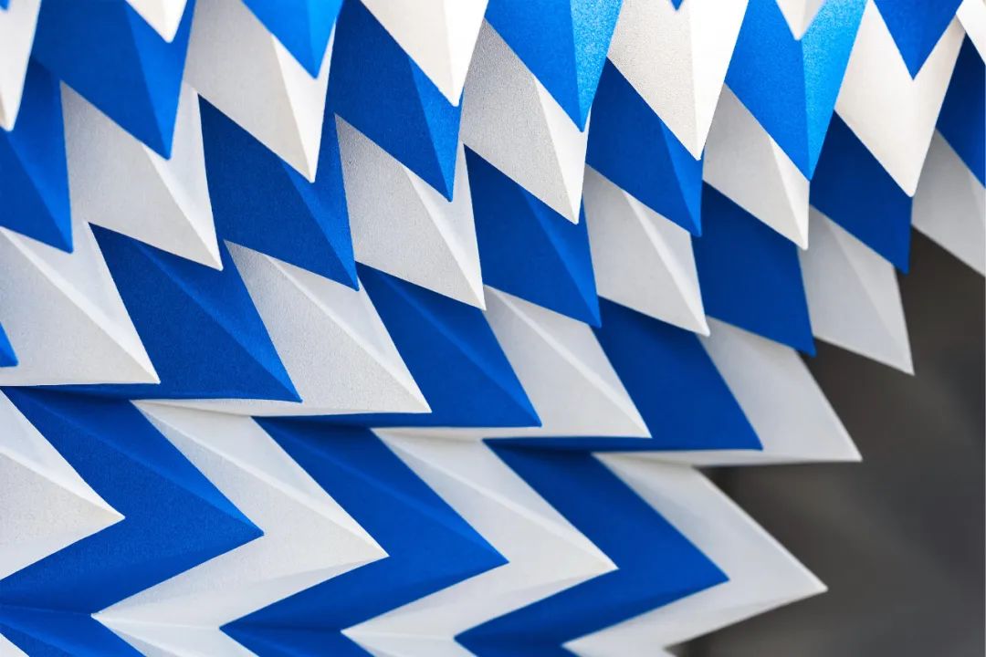 花板定义了空间的氛围，Perlan冰淇淋店设计-14