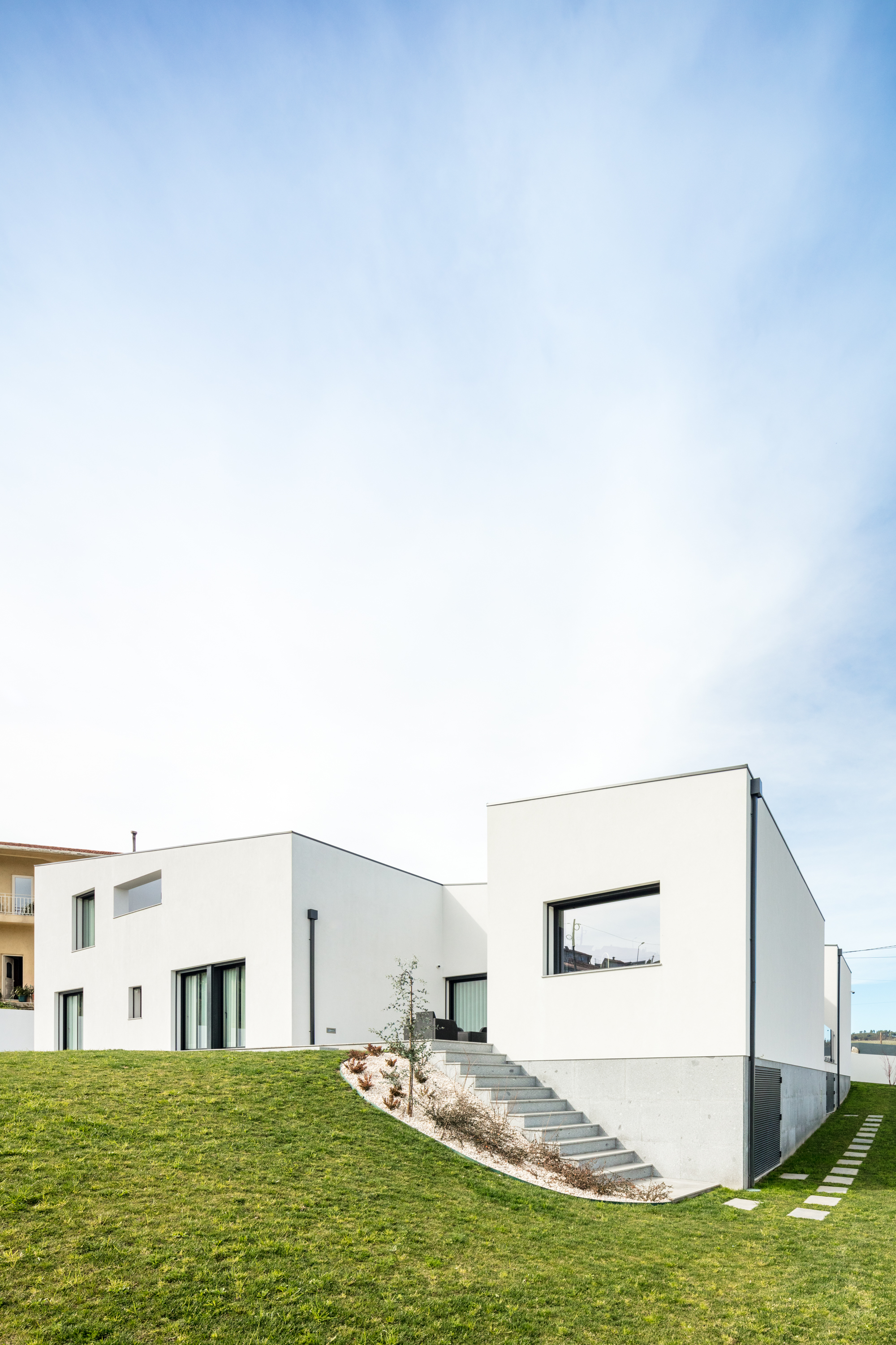 卡萨 NM丨Zegnea Grupo-13