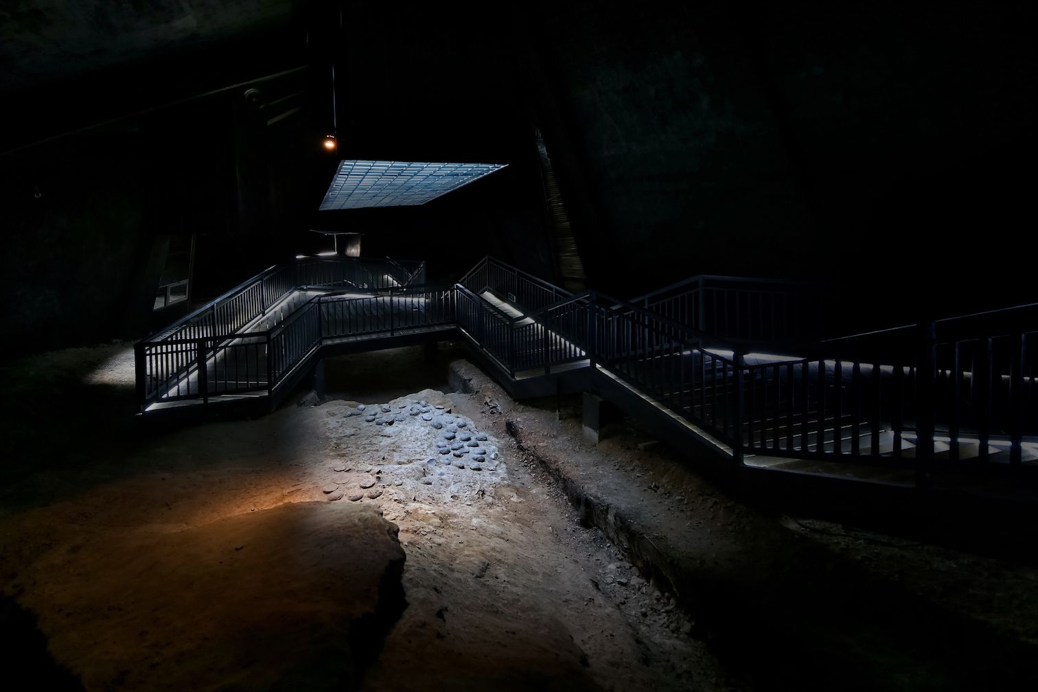 因地制宜,呈现自然之美的恐龙蛋地质博物馆(The Dinosaur Egg Geological Museum)-24