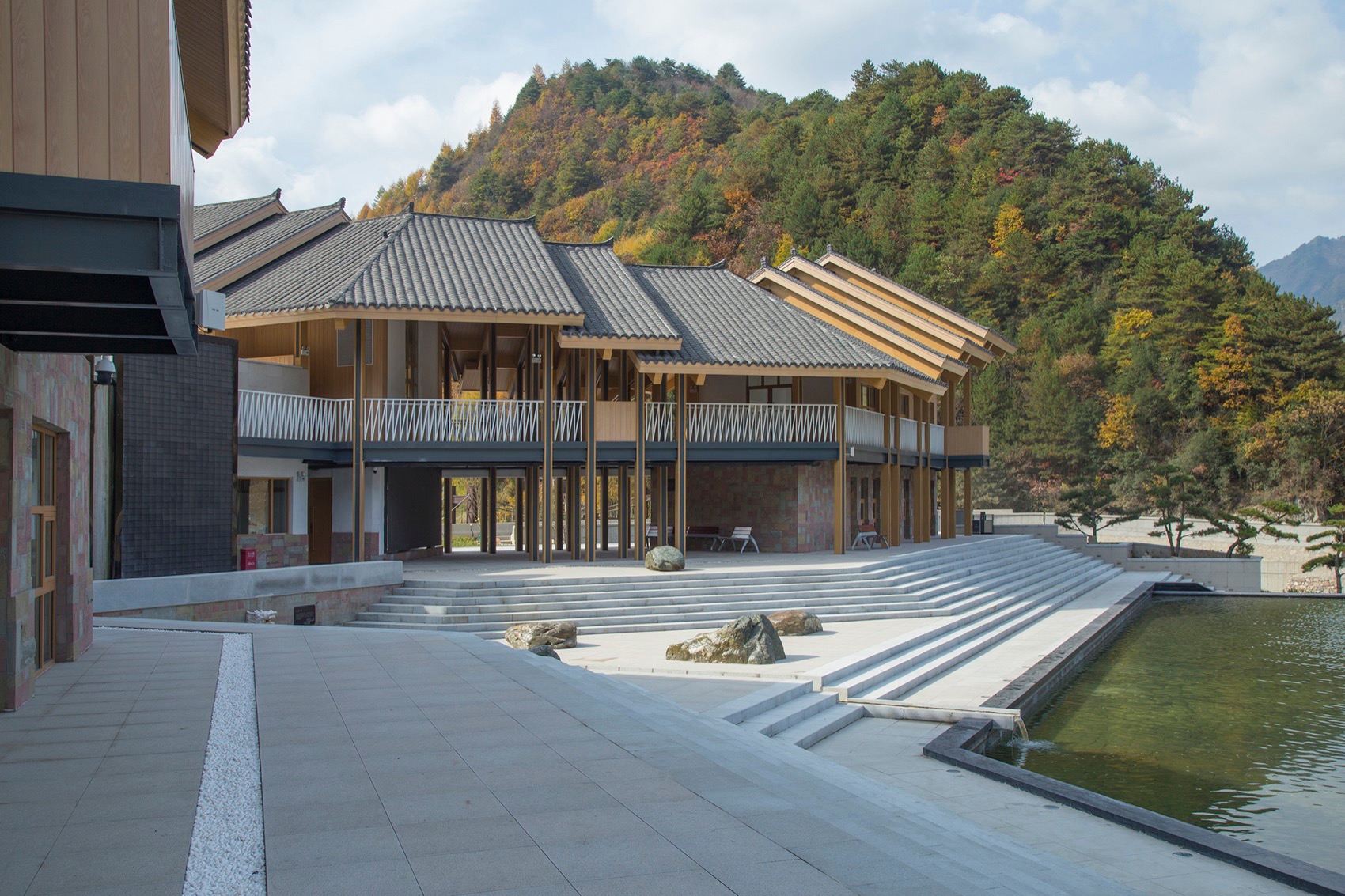 康县全域旅游游客集散中心，甘肃 / Farmerson Architects共生建筑设计（北京）有限公司-23