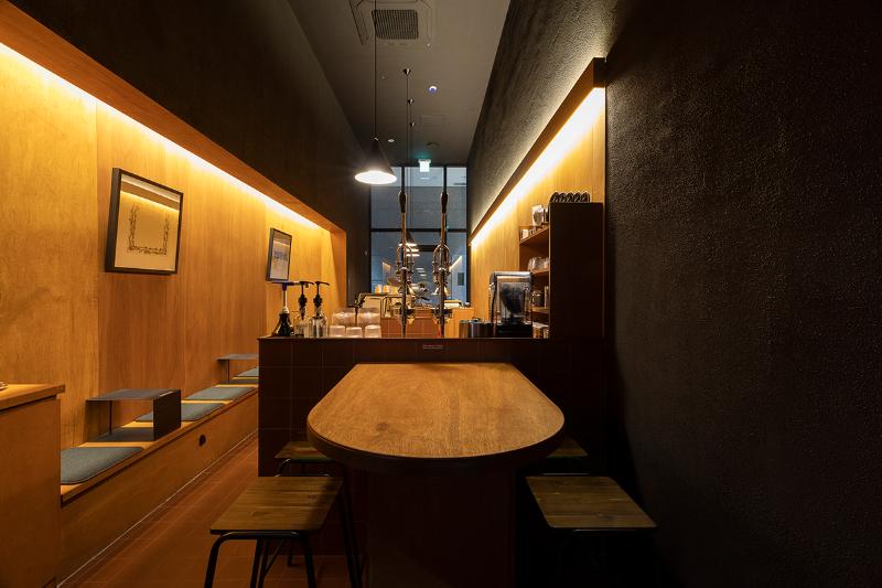 十平米温馨小咖啡厅-4