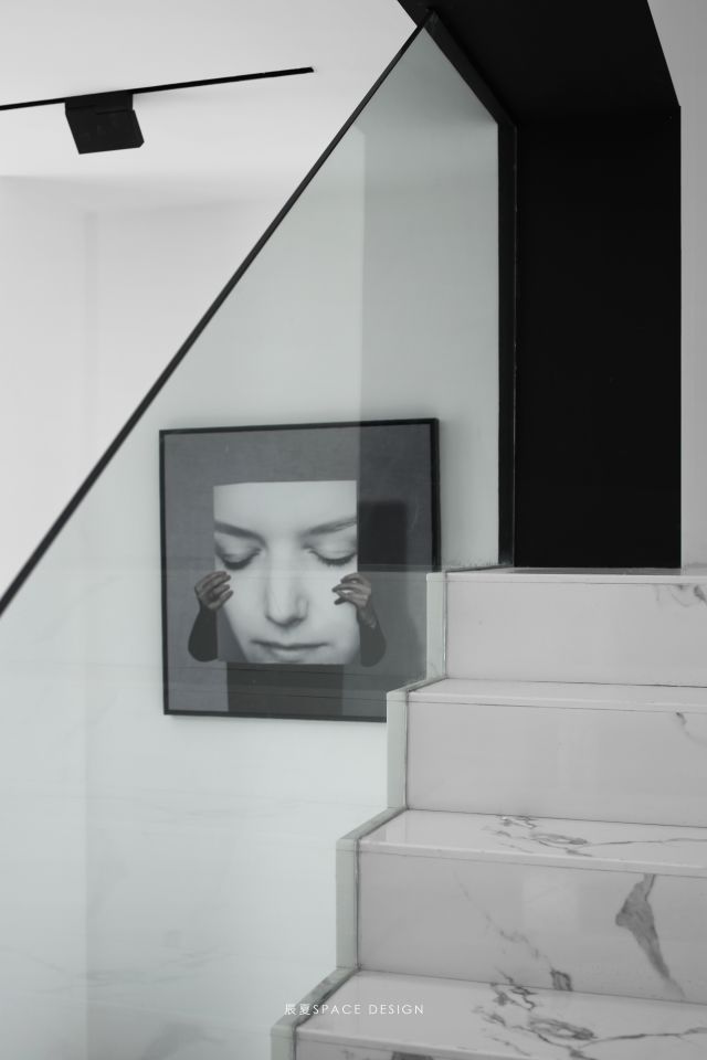 《视界》空间设计 | 辰夏作品,黑白灰世界的温馨与放松-27