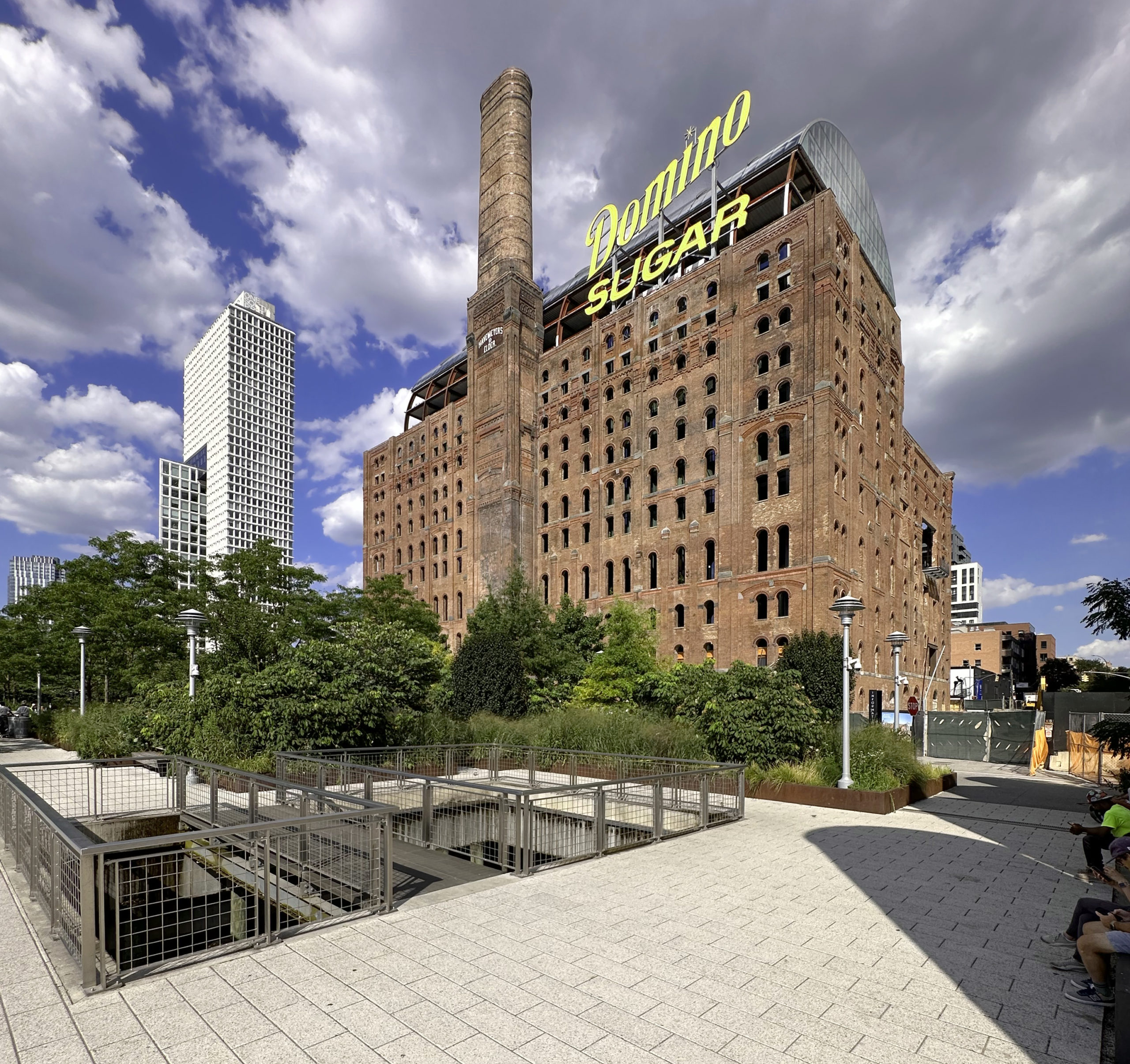 Glass Exterior Facade Progresses Atop The Refinery At 292 Kent Avenue in Williamsburg, Brooklyn - New York YIMBY-2