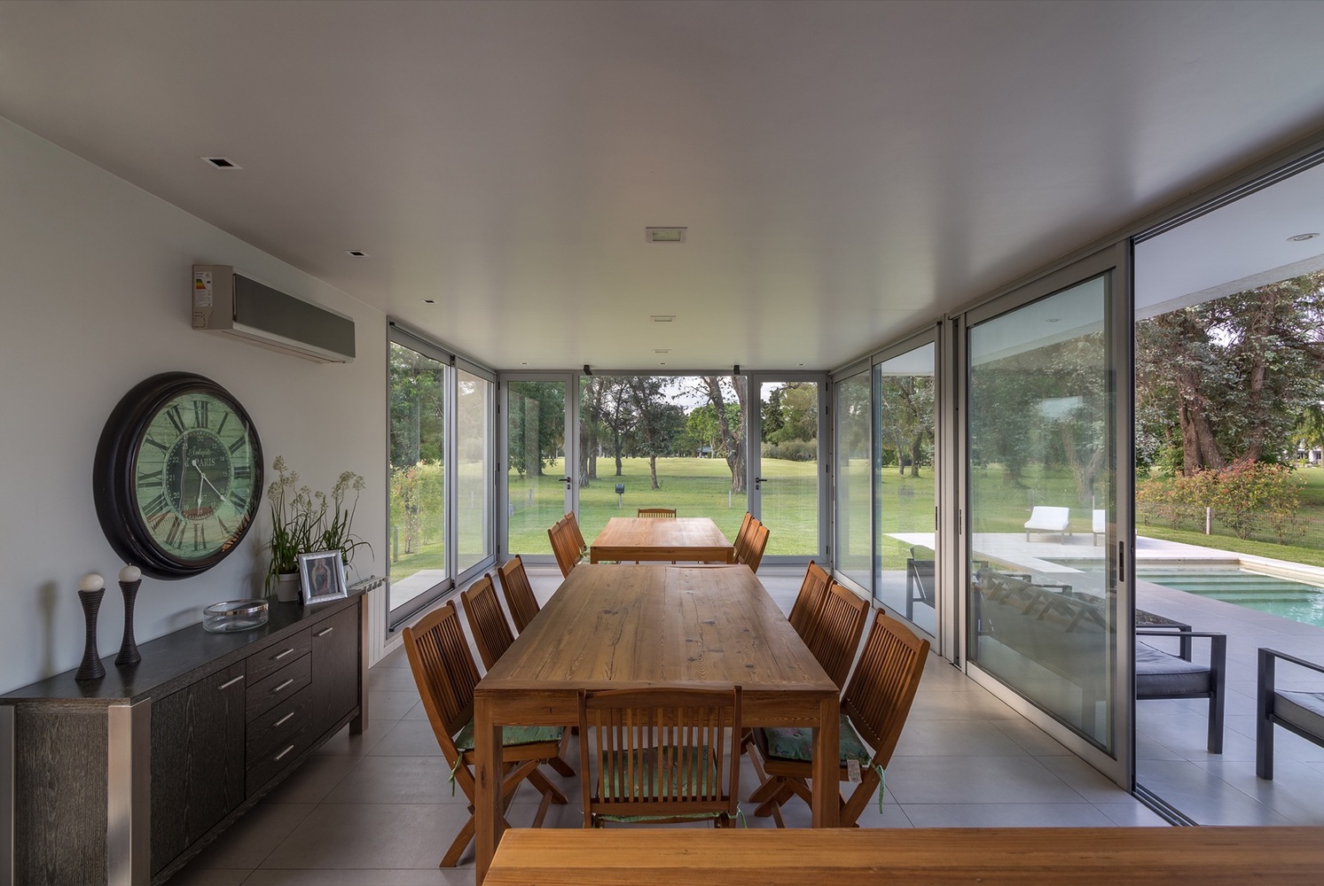 Modern House in Which every Unnecessary Element has been Eliminated-35