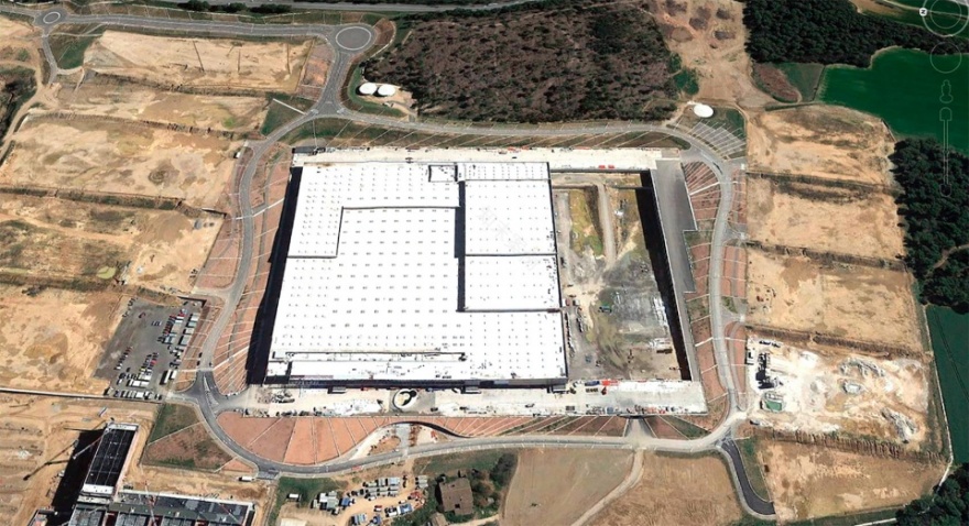 融合农田景观的 Mango 物流中心-2