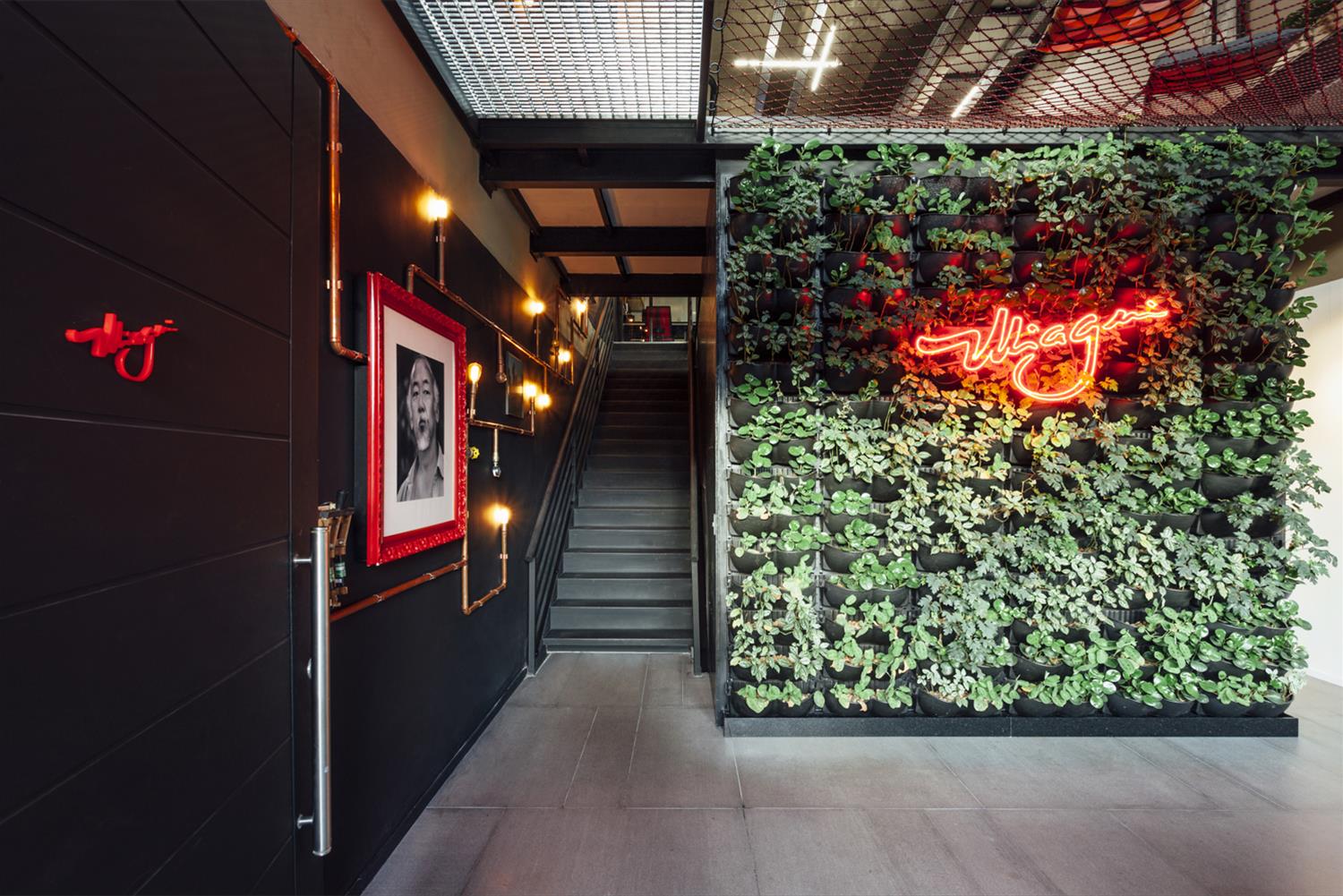 Miagui Imagevertising · 垂直花园里的创意广告办公室-2