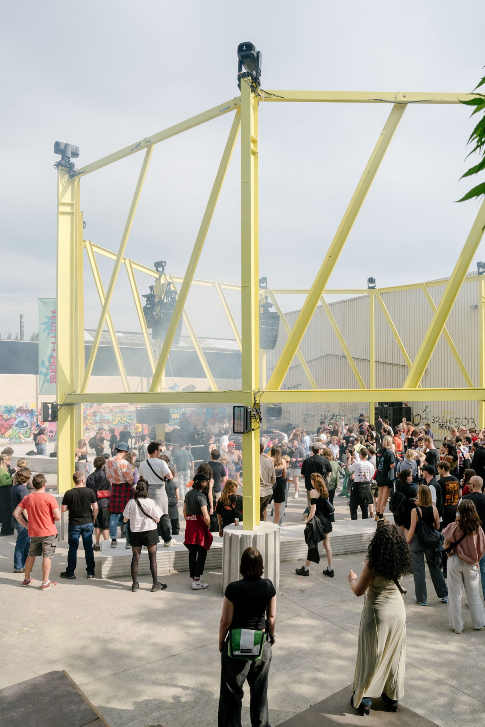 Piovenefabi creates repurposed-steel-beam stage at Horst Arts and Music festival-7