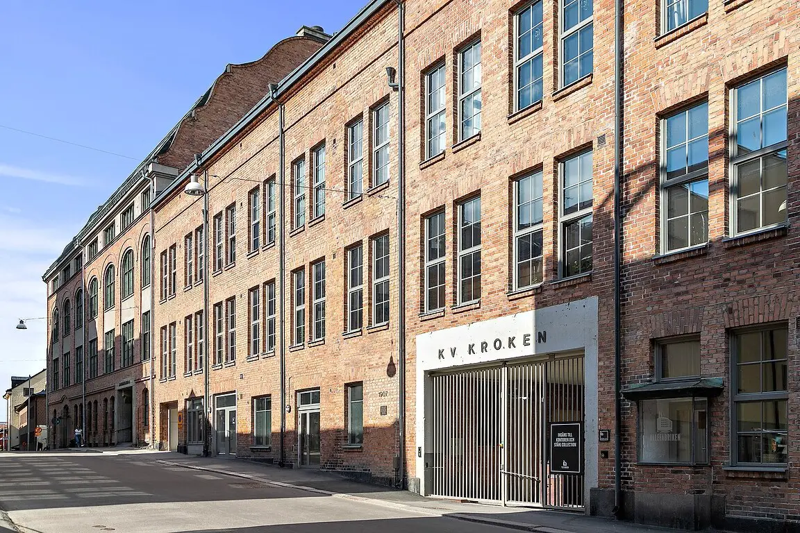 瑞典工业风设计公寓,顶楼露台成亮点-20