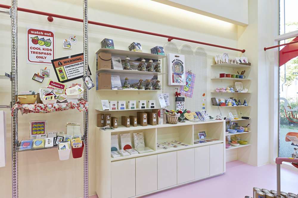 甜蜜四季 | 28 平糖果色甜品店设计-8