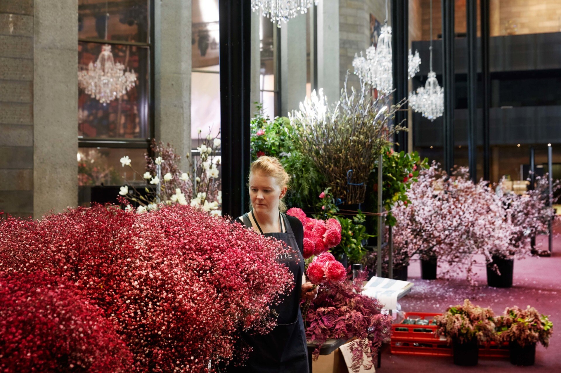 迪奥花韵艺术展-7